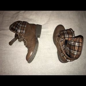 Brown combat boots